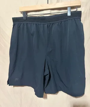 Fabletics shorts thumbnail 1