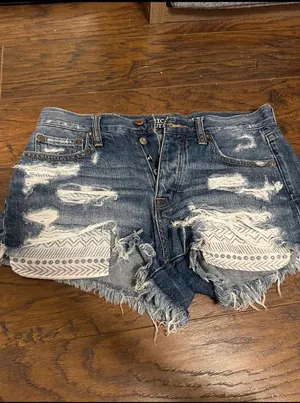 American Eagle Vintage Hi-Rise Festival Shorts thumbnail 1