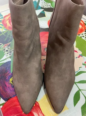 Glaze Taupe 3 1/4” heel‎ boots Size 10 Worn Once thumbnail 1