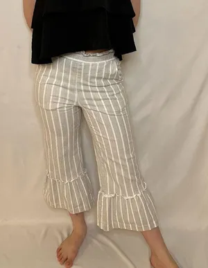 Gray Striped Ruffle Cropped Bell Bottom Linen Pants - XS thumbnail 2