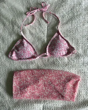 Floral Bikini top/skirt thumbnail 1