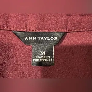 Loft Ann Taylor burgundy shirt with button cuff sleeves size medium thumbnail 5