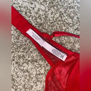 VS Red Lace Teddy Lingerie thumbnail 2
