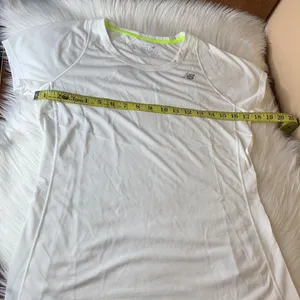 New Balance White Short Sleeve Athletic Top Size Medium thumbnail 10