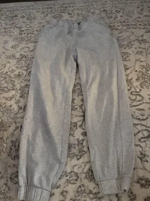 Hollister grey sweatpants  thumbnail 3
