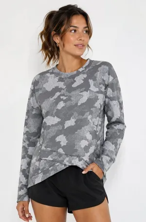 Lululemon Close to Crossing Rulu Camo Long Sleeve Running Top Size 8 thumbnail 1