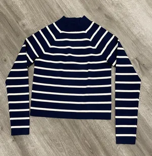 Ralph Lauren Navy Blue Sweater thumbnail 2