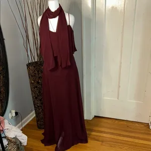 Mori Lee Elegant Burgundy Evening Gown thumbnail 3