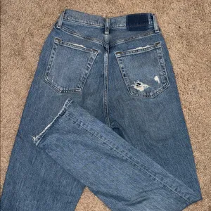 Abercrombie 90’s Straight Curve Love Jeans thumbnail 4