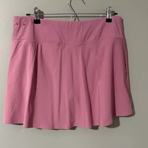 Elegant Pink Mini Skirt for Women thumbnail 2