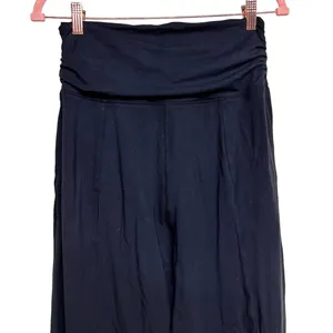 Lululemon‎ Take It Easy Pant 33" Black Women's Size 8 thumbnail 4