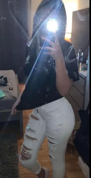 American Eagle Outfitters Jeans thumbnail 1