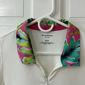 Tommy‎ Bahama Active Quarter Zip Polo Shirt M White Tropical Sleeveless Golf thumbnail 2