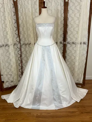 Gorgeous Vintage 90s Mori Lee Strapless White Satin Ball Gown thumbnail 1