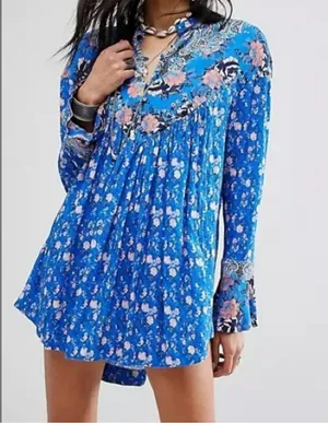 Free People Wildflower Fields Boho Blue Paisley Floral Print Tunic Top gypsy M thumbnail 3