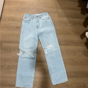 NEW ABERCROMBIE AND FITCH jeans size 4 thumbnail 6