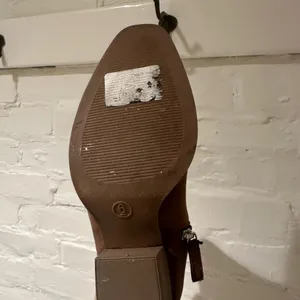 Rockport Brown Heeled Boots with Western Style and Chunky Heel thumbnail 3