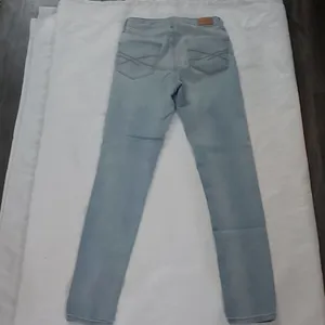 Aeropostale High Waisted Jegging Jean Size 0 Light Wash thumbnail 2
