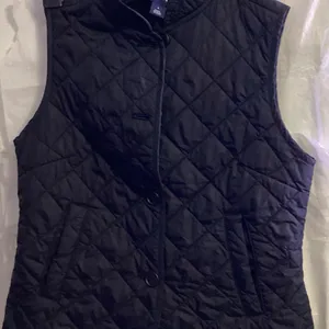 Gap Black Light Quilted Vest Size Small
Spring, Fall thumbnail 2