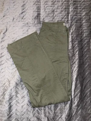 Abercrombie & Fitch Green Cargo Pants thumbnail 1