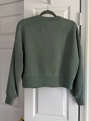 Lululemon Softstreme Perfectly Oversized Cropped Crew Green Size 4 As-Is Stains thumbnail 10