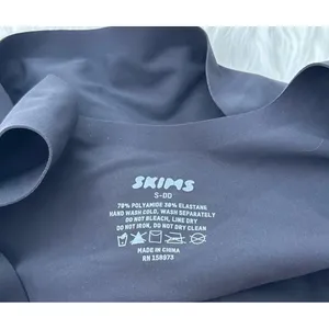 Skims Naked Scoop Tank Bra Onyx Size S-DD thumbnail 6