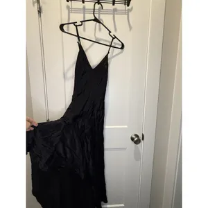 Women’s Bardot Arella Dress Asymmetrical High Low Open Back V Neck Black 8 M thumbnail 4