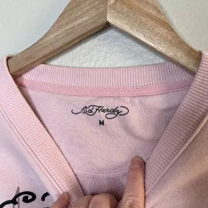 Ed Hardy Womens y2k Pink Panther Graphic Cropped Sweatshirt Medium thumbnail 8