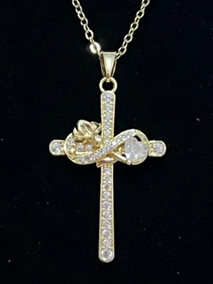 Beautiful cross necklace Gold thumbnail 2