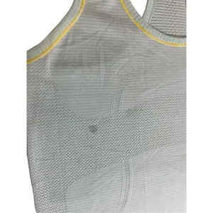 Lululemon swifty mint green size 6 - note pics (small stain) thumbnail 3