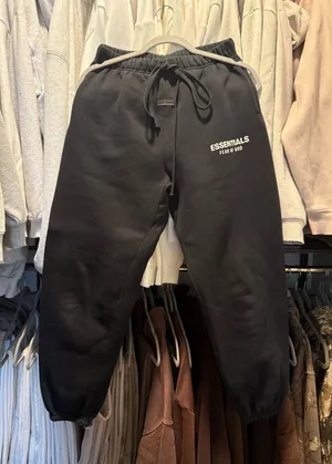 Essentials Fear of God Sweatpants thumbnail 1