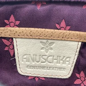 New Anuschka Hand Painted Leather RFID Camera Crossbody Bag Magical Wings thumbnail 6