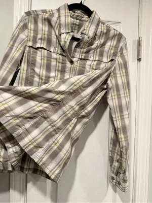 L.L. Bean Size S Green Gray Plaid Vented Nylon Hiking Trail Shirt Secure Pocket thumbnail 6