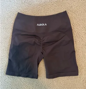 Aurola Amazon Shorts Biker thumbnail 2