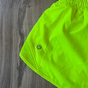 Lululemon Hotty Hot Shorts thumbnail 4
