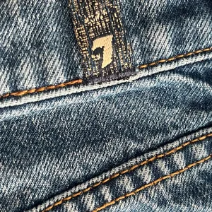 FINAL PRICE 7 for All Mankind Monroe Cutoff Shorts thumbnail 5