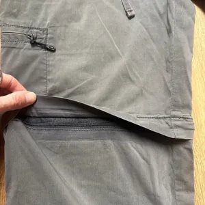 Eddie‎ Bauer Women's Convertible Cargo Hiking Pants Size 8 thumbnail 4