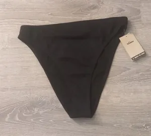 Nike black swim bottoms size XL thumbnail 1