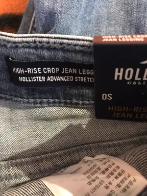 Hollister High Rise Ripped Jeans thumbnail 4