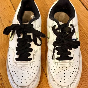 Nike Court Vision Low Women's White Barely Volt Sneakers Trainers Streetwear 7 thumbnail 2