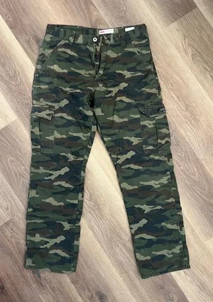 Wrangler relaxed fit camo pants thumbnail 1