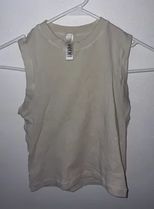 SKIMS Tank Top thumbnail 1