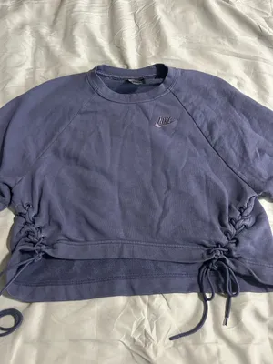 nike cropped shirt thumbnail 2