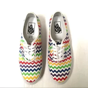 NWOT Vans rainbow chevron print sneakers 6.5‎ thumbnail 3