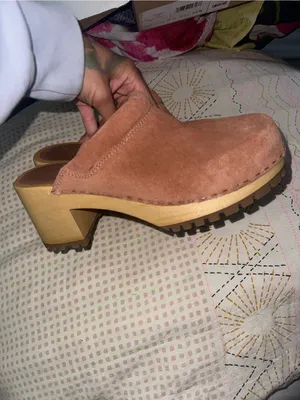 MIA + Free People Karma Clog In Blush $169 MSRP thumbnail 5