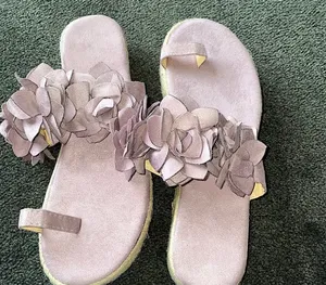 Lilac Lavender Flower Platform Wedge Sandals with Toe Loop Purple Size 7 thumbnail 9