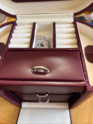 Classic Burgundy Jewelry Case with Top Handle thumbnail 3