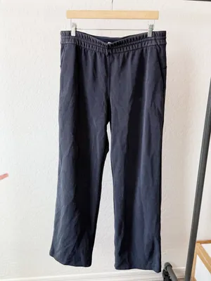 Lululemon black Softstreme high rise straight leg athletic pants thumbnail 4