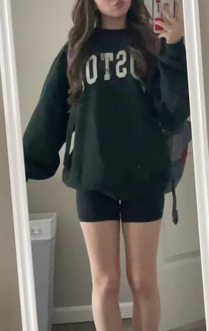Crewneck thumbnail 2