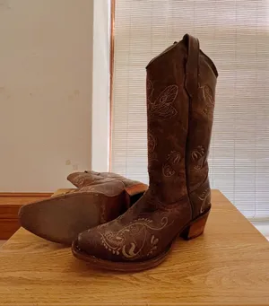 Circle G Cowgirl / Cowboy Boots thumbnail 1